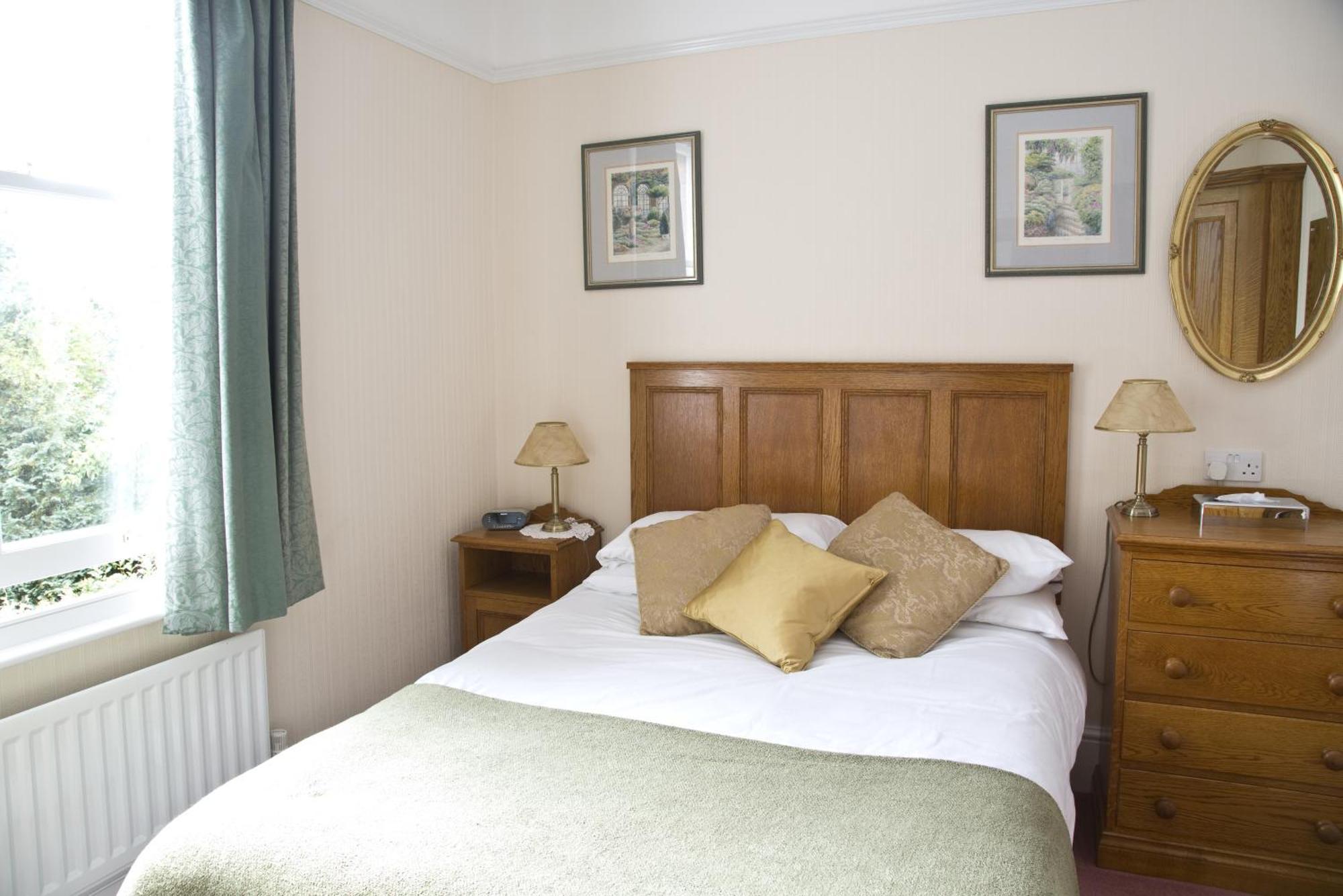 Banbury Cross B&B Extérieur photo